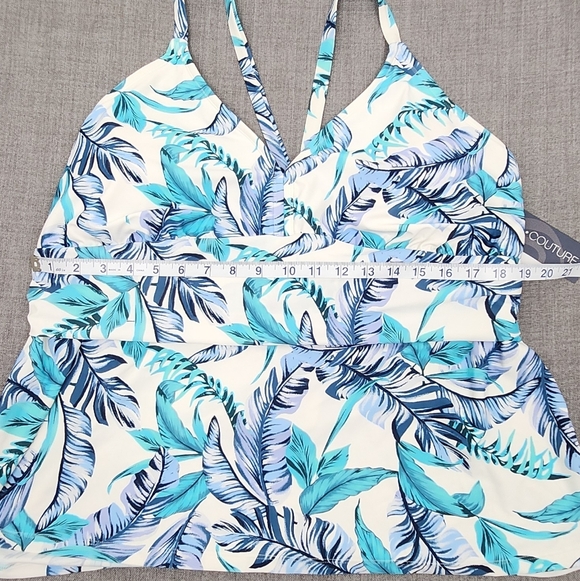 Aqua Couture blue and white tropical floral print tankini swim top. 2X - Picture 4 of 7